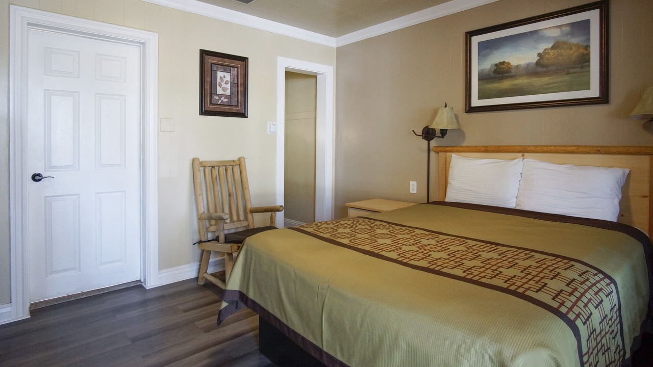 Photo of Bedroom in Burney