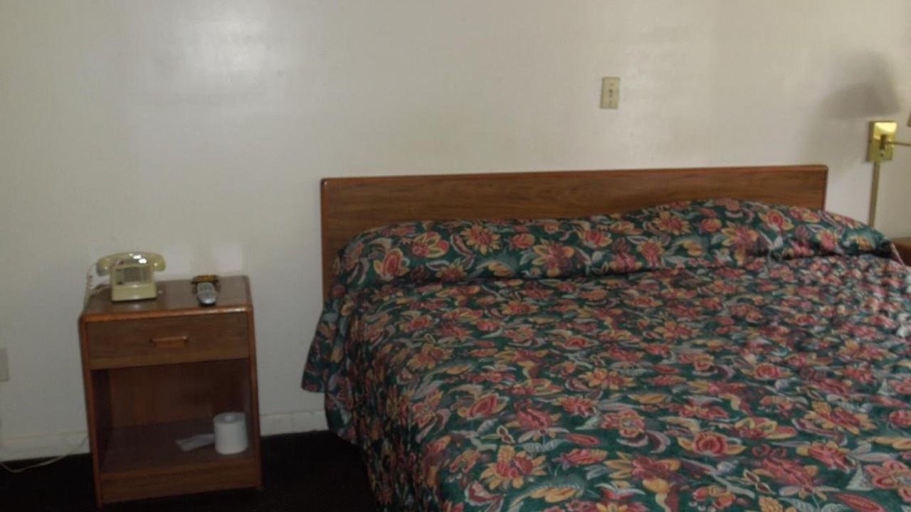 Photo of Others in Edison