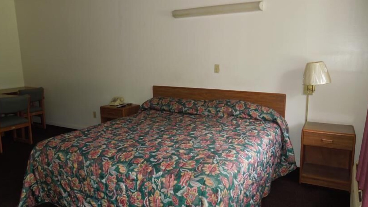 Photo of Others in Edison