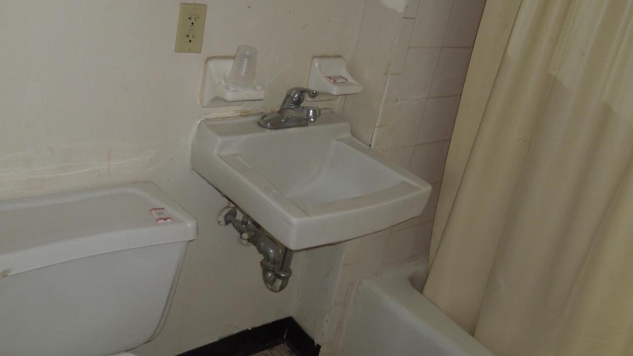 Photo of Bathroom in Edison