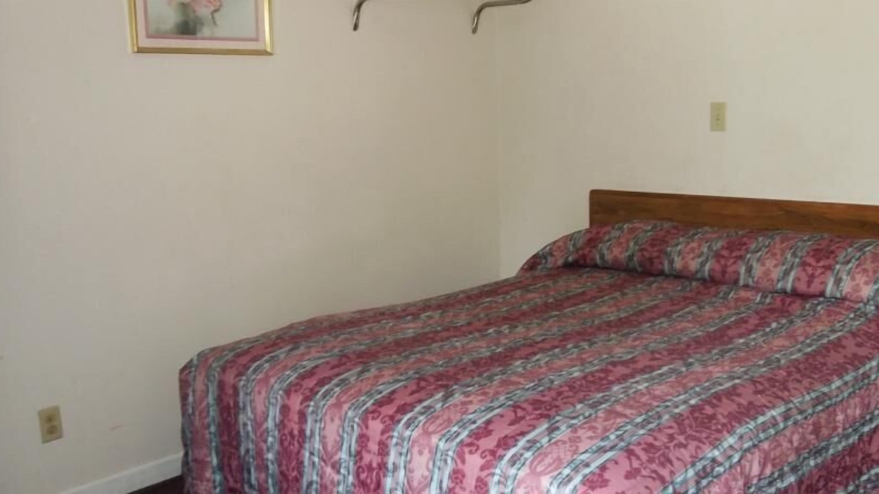 Photo of Bedroom in Edison