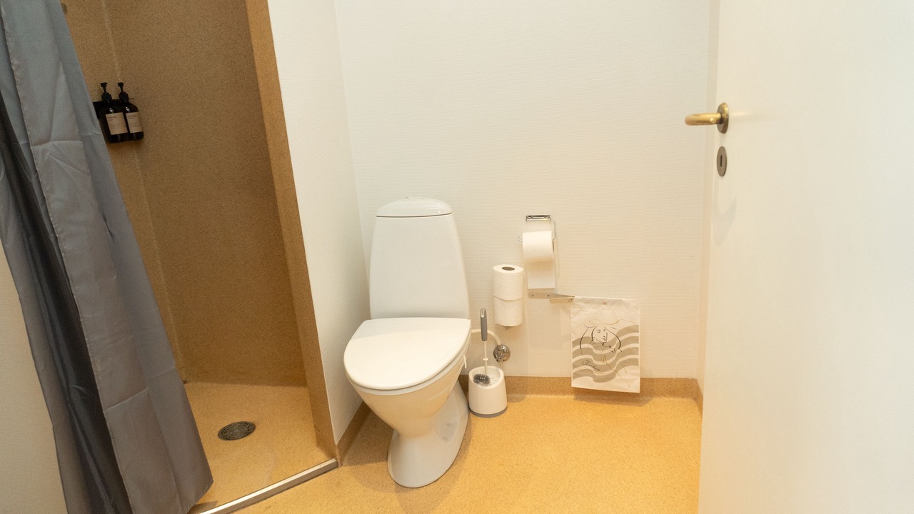 Photo of Bathroom in Lem