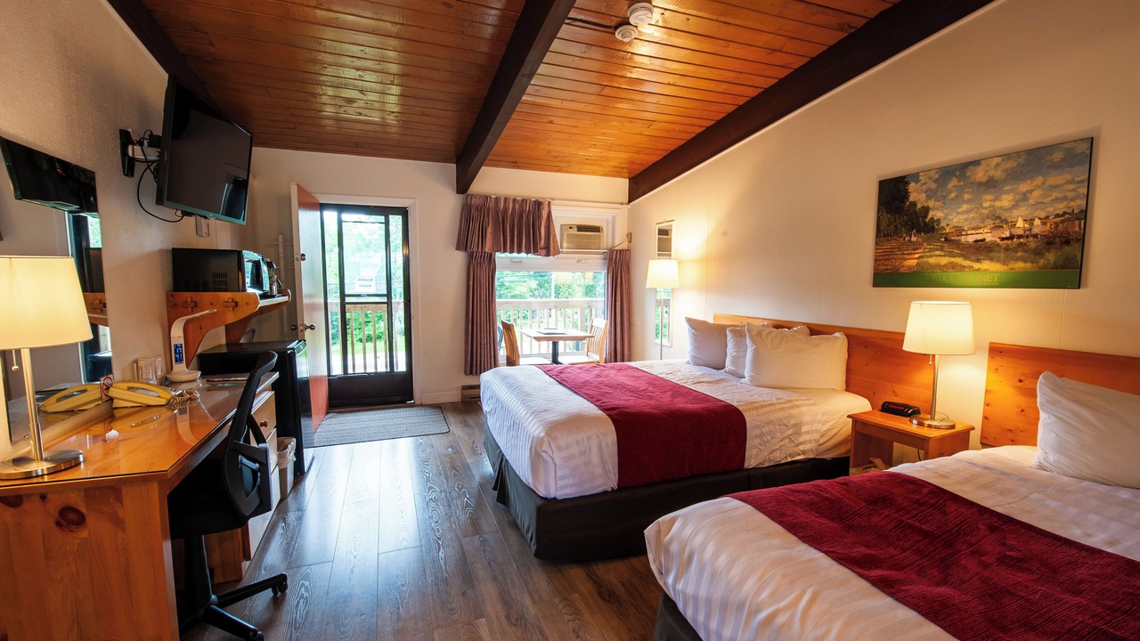 Photo of Bedroom in Haliburton