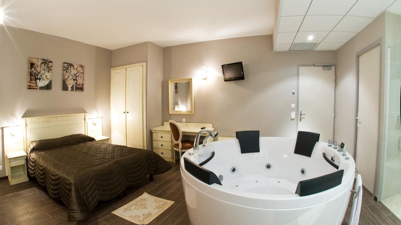 Photo of Bedroom in Mirepoix