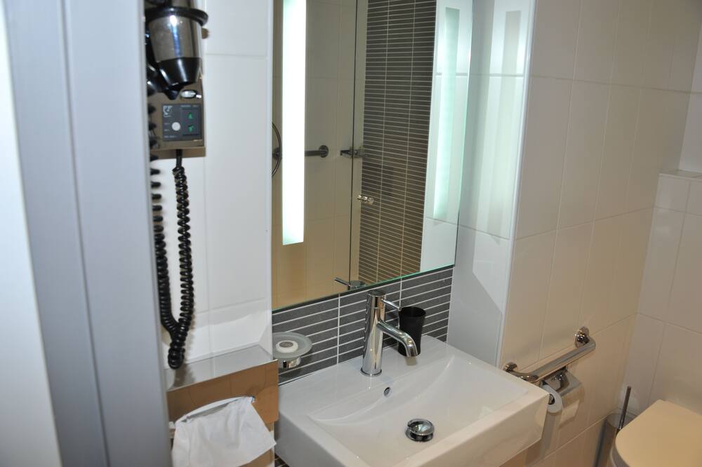 Photo of Bathroom in Belleville