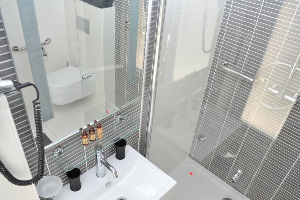 Photo of Bathroom in Belleville