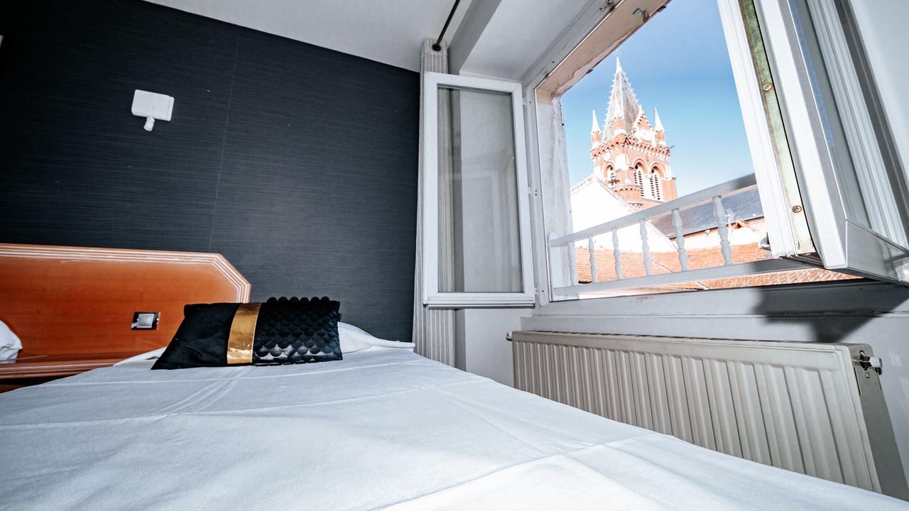 Photo of Bedroom in Vic-en-Bigorre