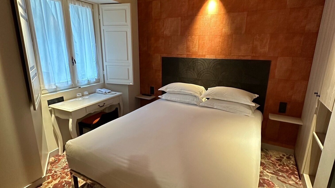 Photo of Bedroom in Avignon City Centre