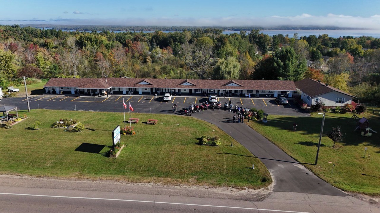 Photo of Outdoor in Pembroke