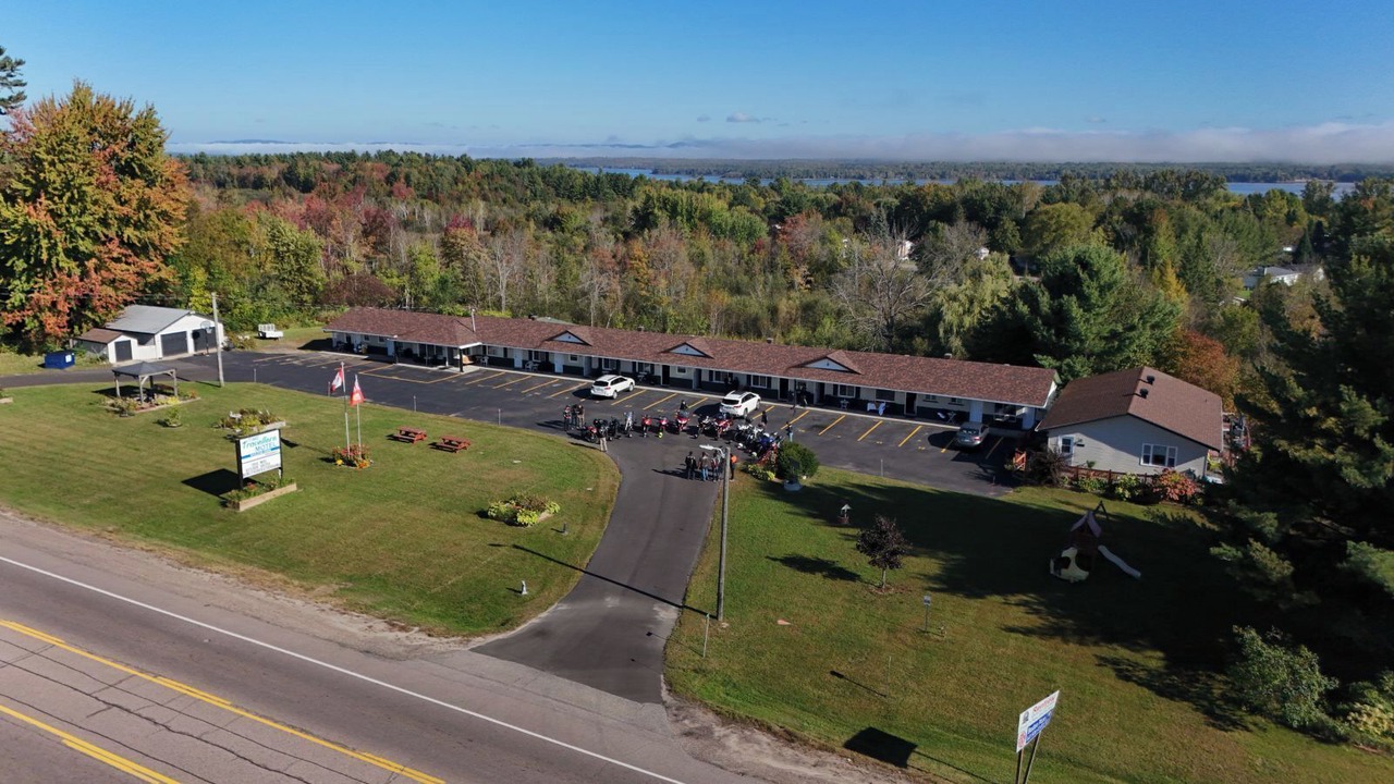 Photo of Outdoor in Pembroke