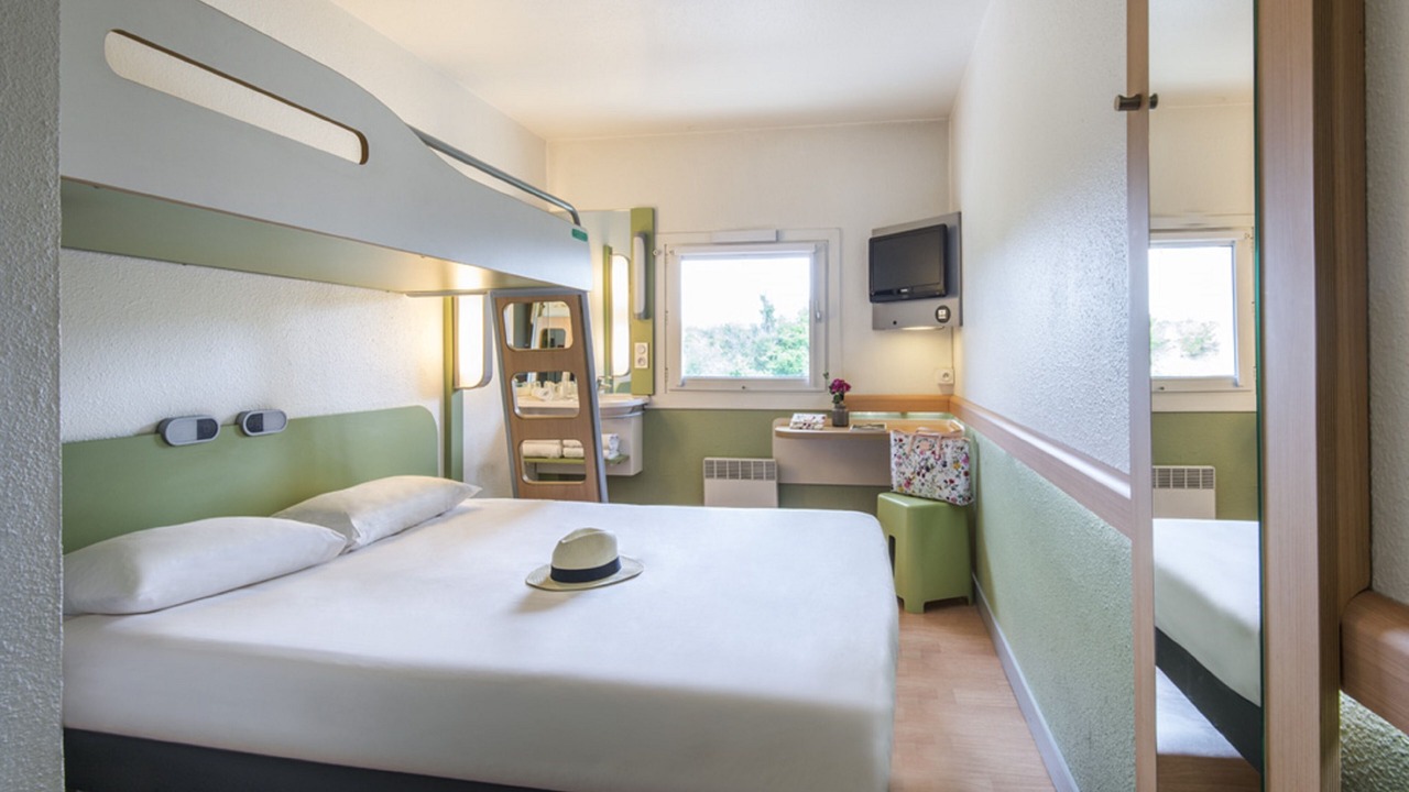 Photo of Bedroom in Chasseneuil-du-Poitou