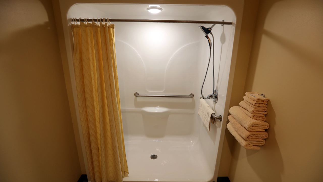 Photo of Bathroom in Atkinson