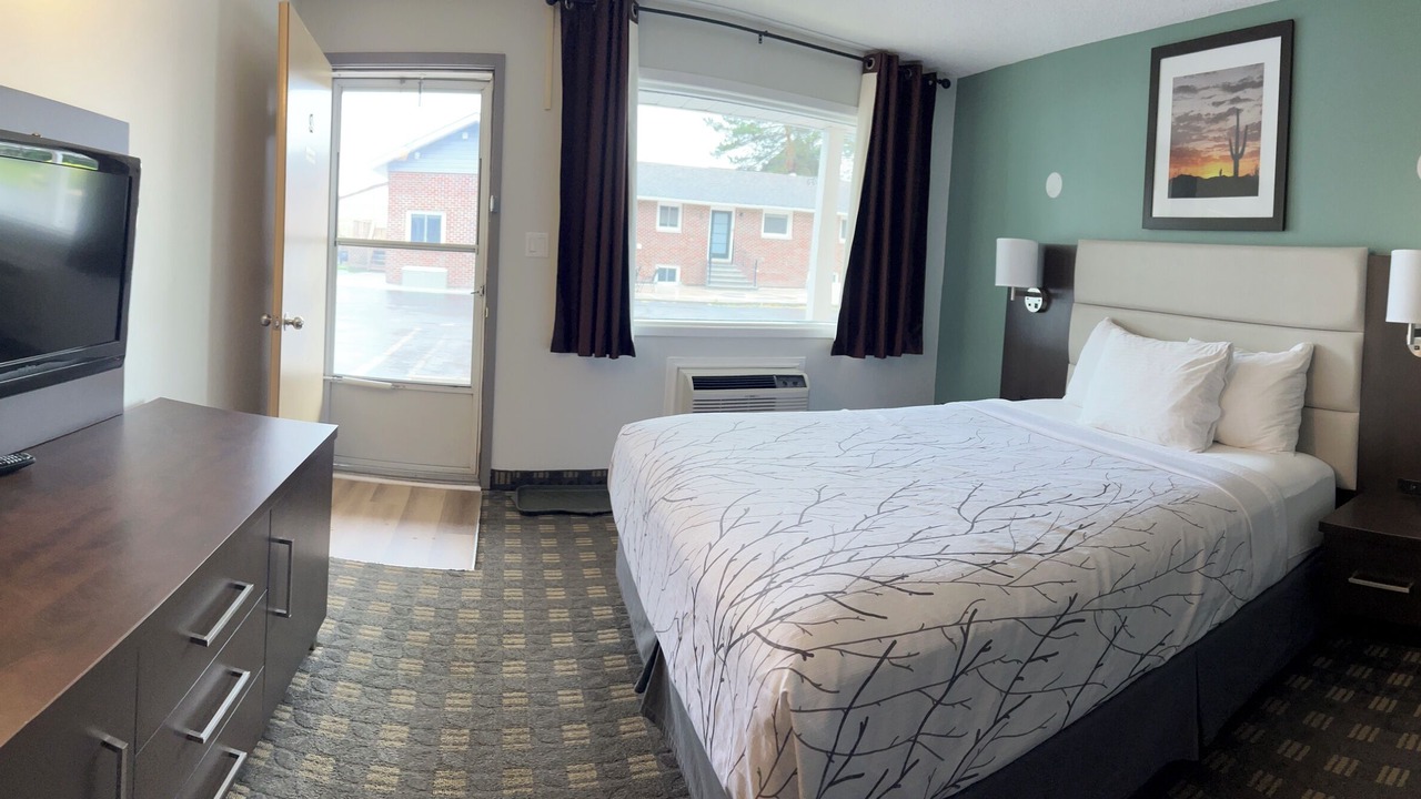 Photo of Bedroom in Bracebridge