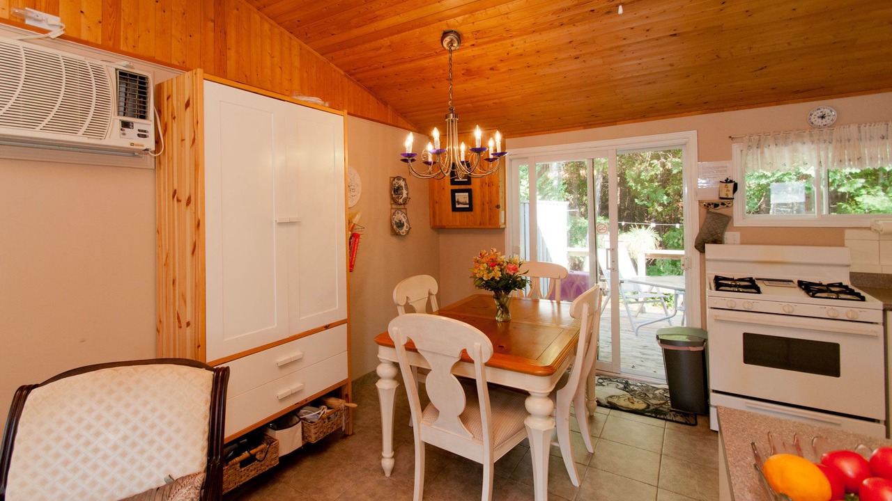 Photo of Livingroom in Port Elgin