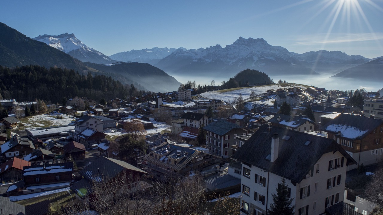 Photo of Others in Leysin