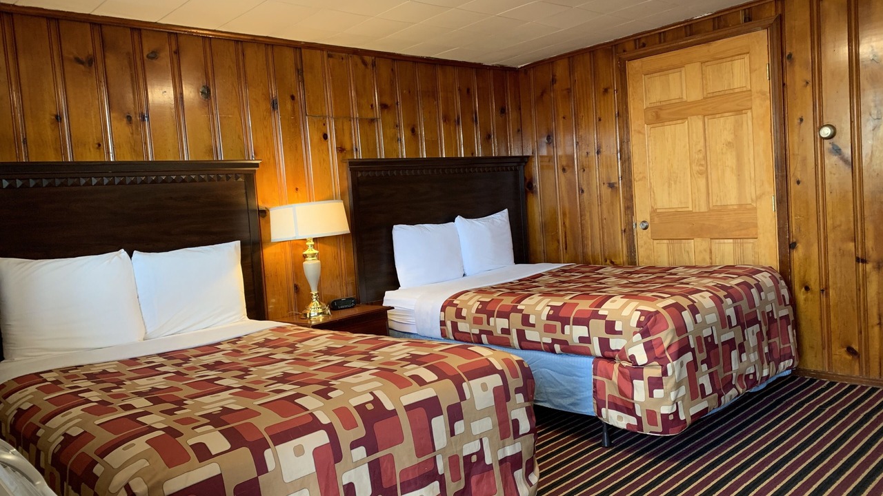 Photo of Bedroom in Rostraver