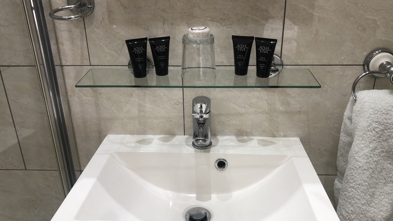 Photo of Bathroom in Queenborough