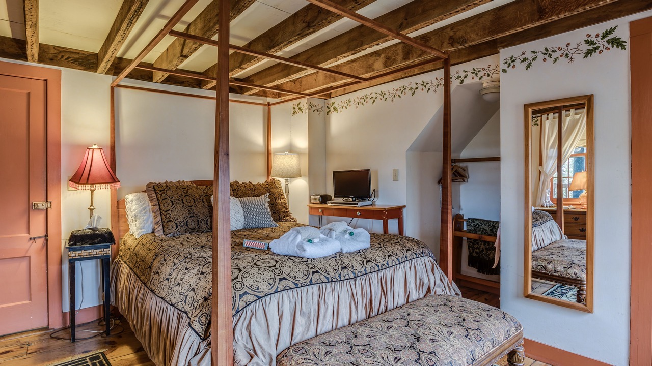 Photo of Bedroom in Poquetanuck