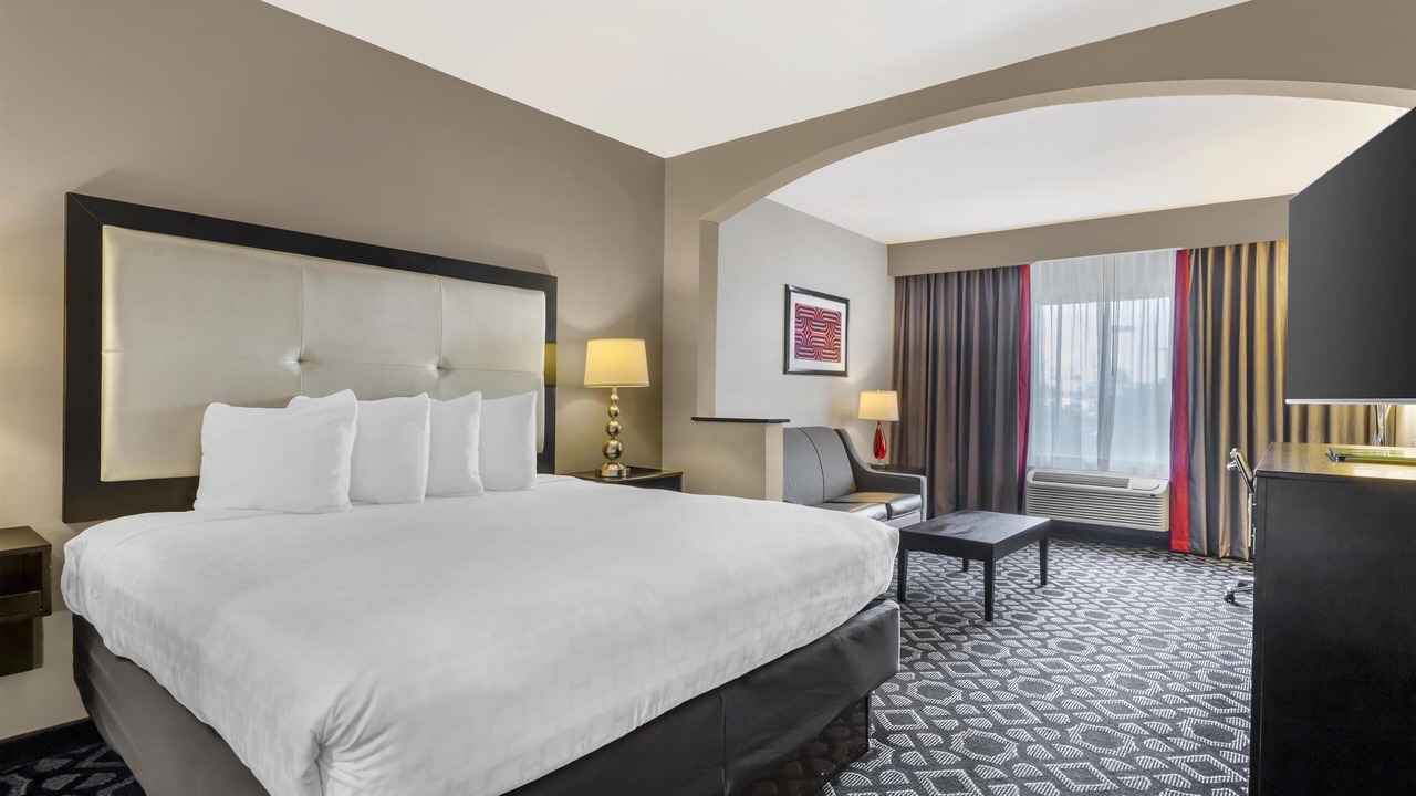 Photo of Bedroom in Western Division