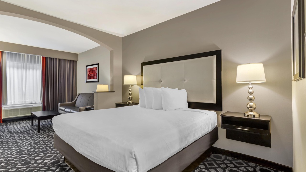 Photo of Bedroom in Western Division