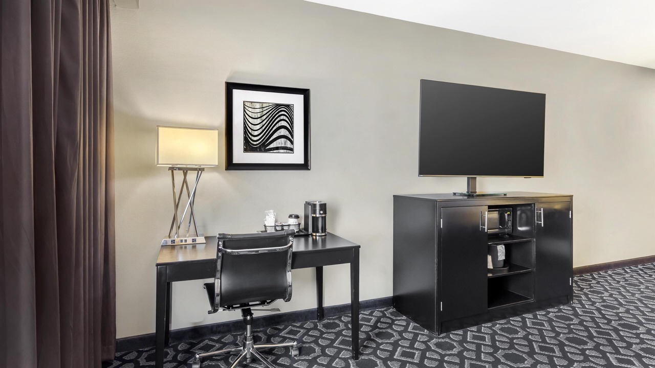 Photo of Bedroom in Western Division