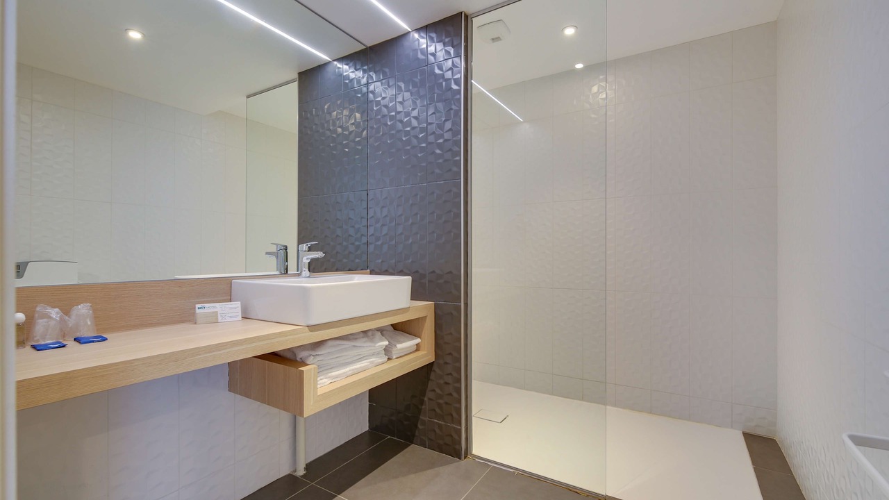 Photo of Bathroom in Saint-Dizier