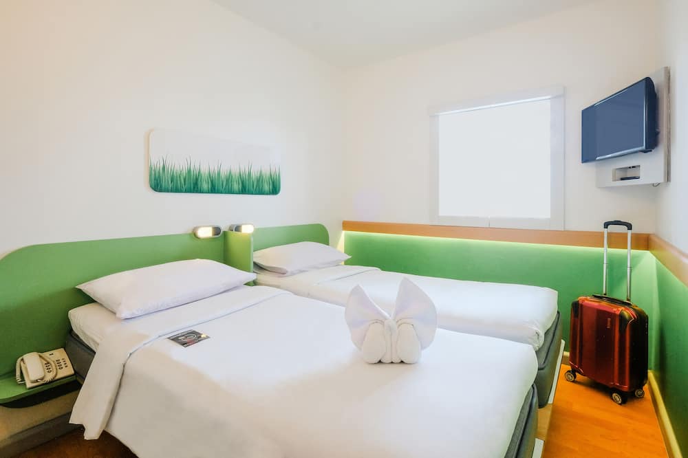 Photo of Bedroom in Biringkanya