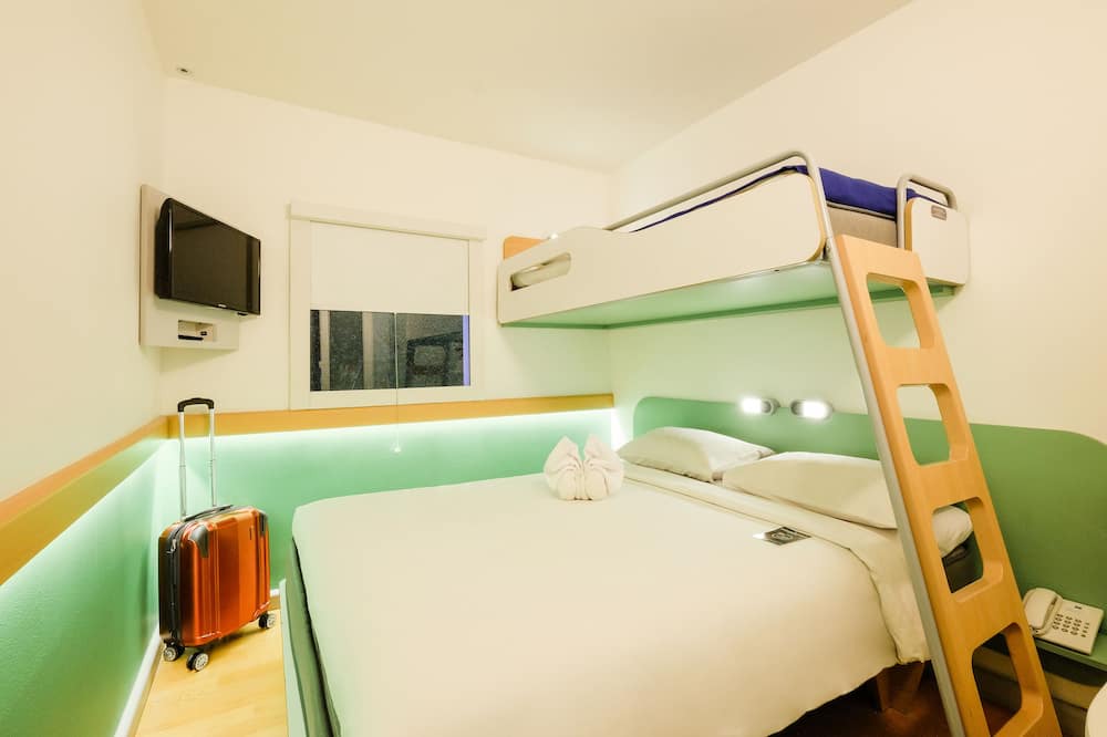 Photo of Bedroom in Biringkanya