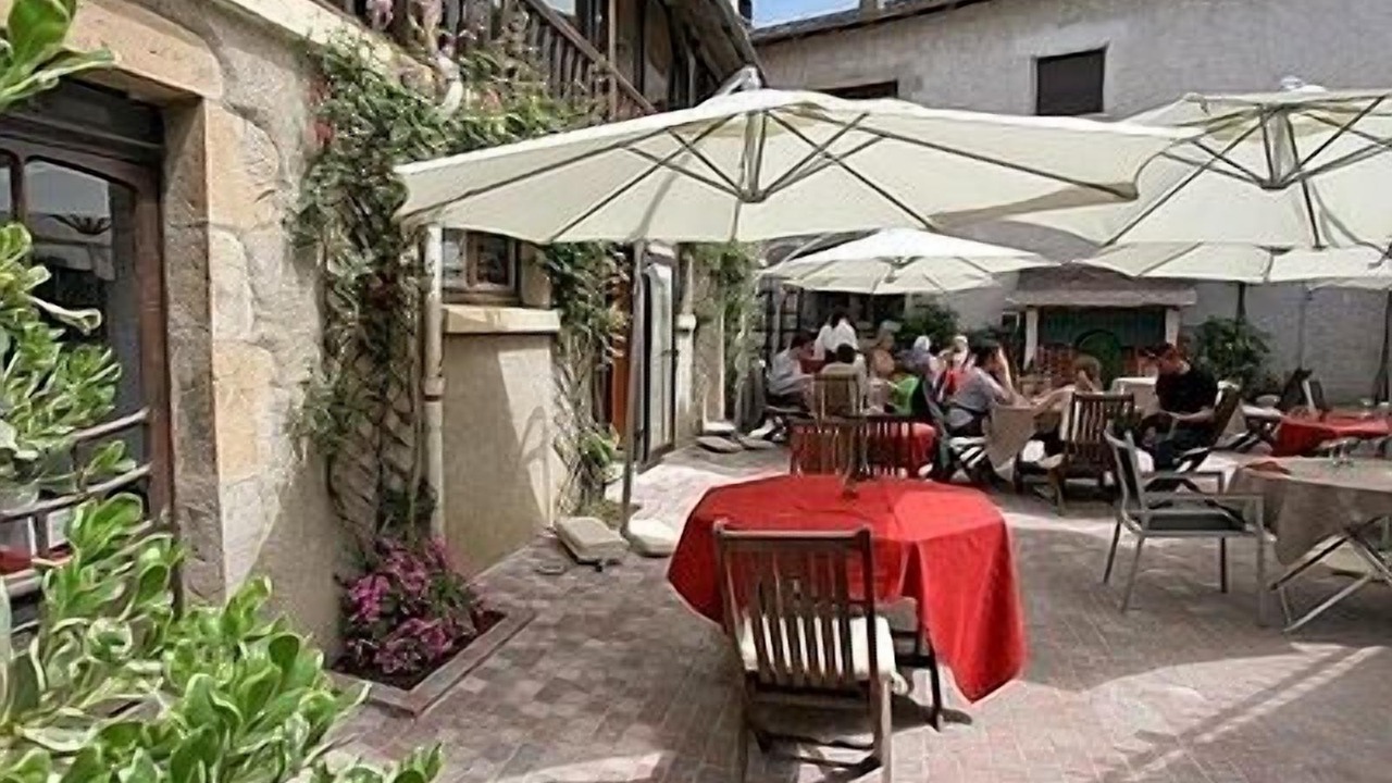 Photo of Patio Balcony in Saint-Cere