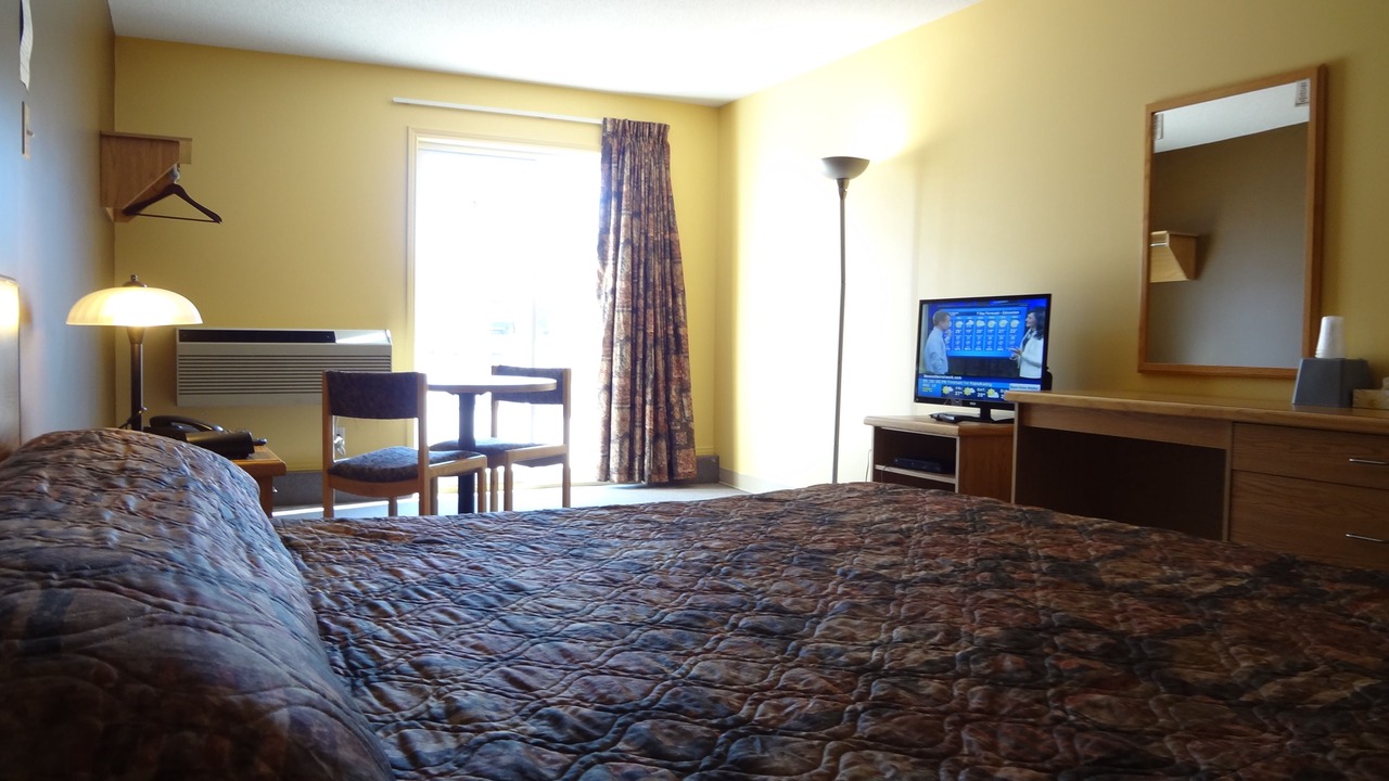 Photo of Bedroom in Kapuskasing