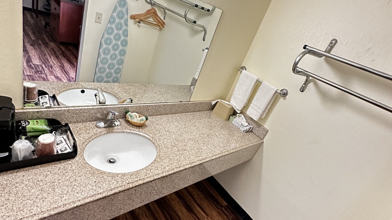 Photo of Bathroom in Iola
