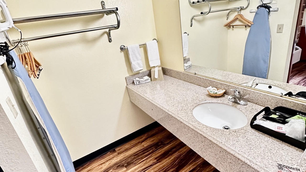 Photo of Bathroom in Iola