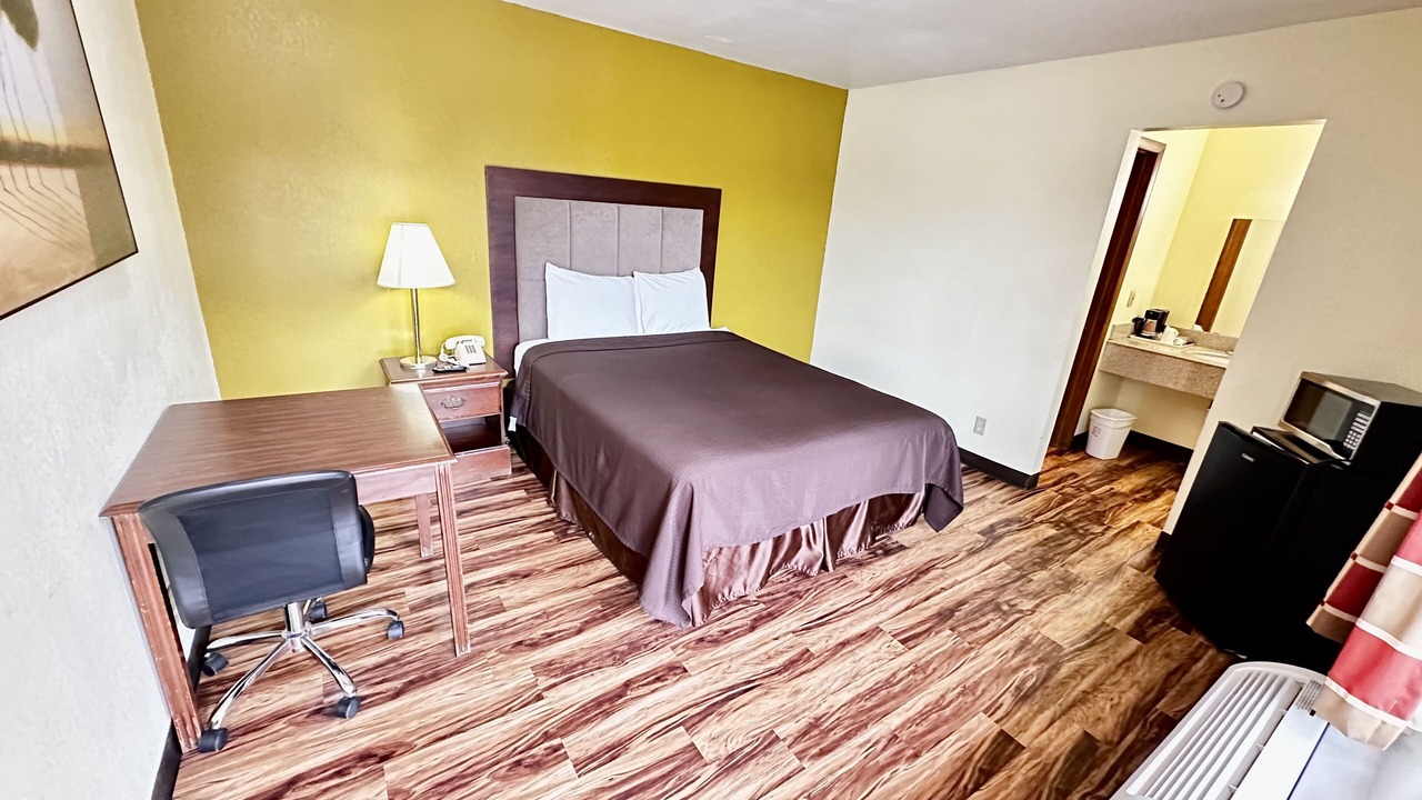 Photo of Bedroom in Iola