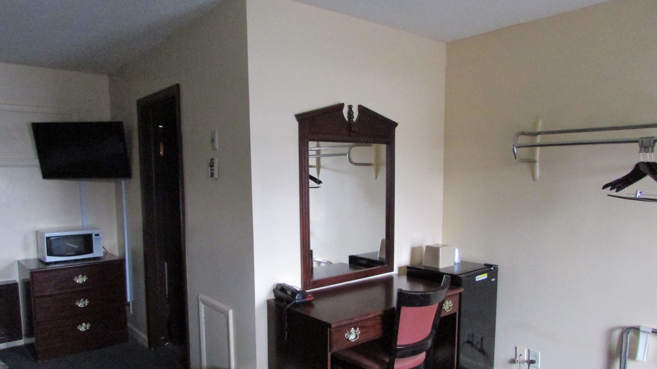 Photo of Bedroom in Lawrenceville