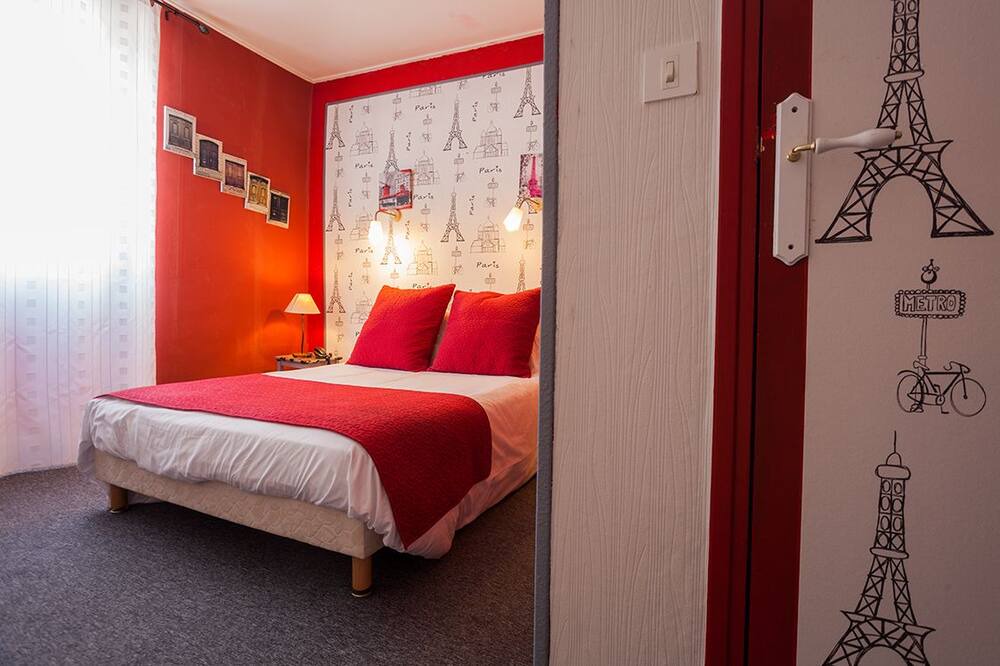 Photo of Bedroom in Vezenobres