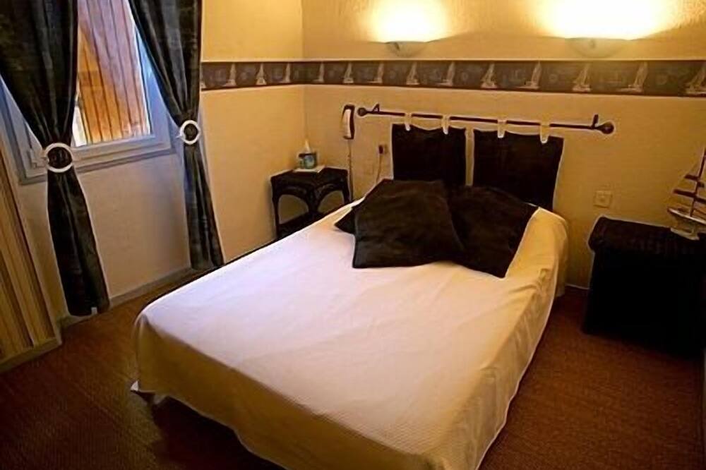 Photo of Bedroom in Vezenobres