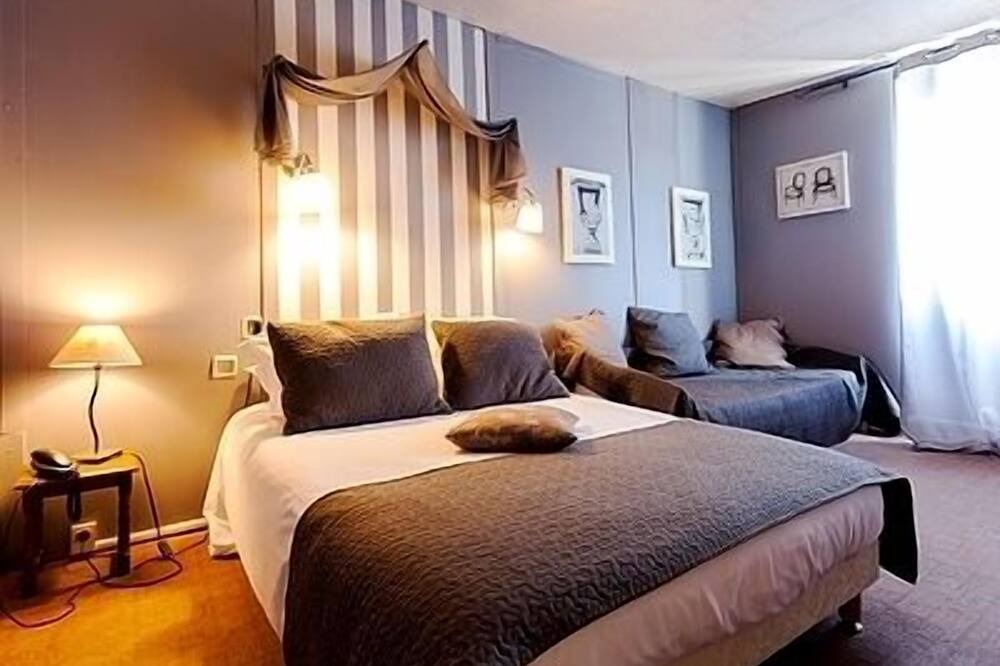 Photo of Bedroom in Vezenobres