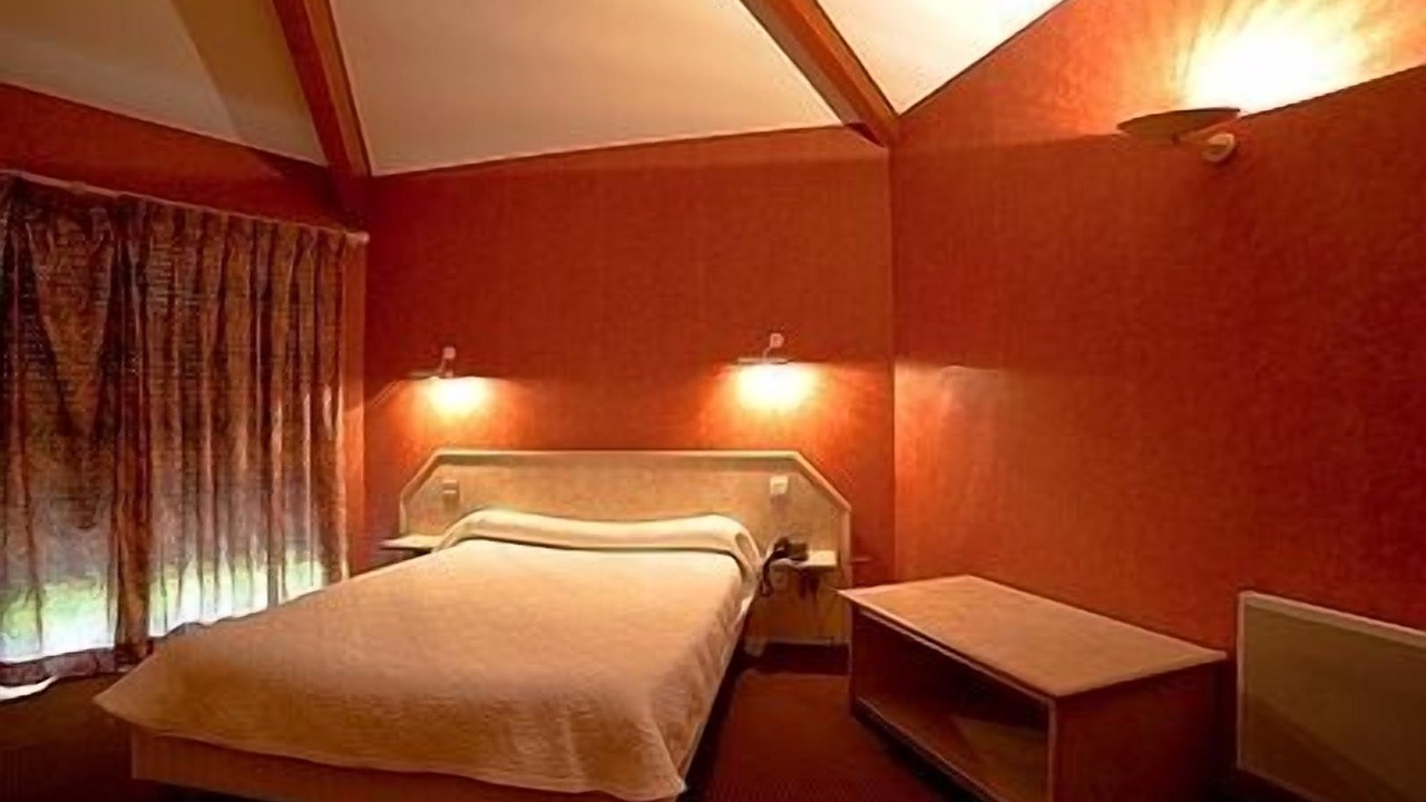 Photo of Bedroom in Donneville