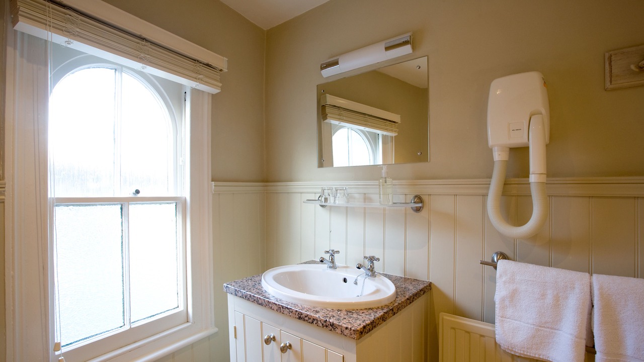 Photo of Bathroom in Treator