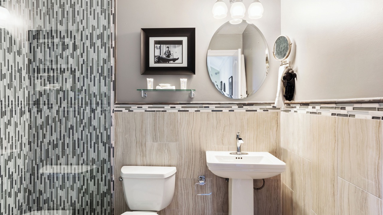 Photo of Bathroom in Ocean Beach