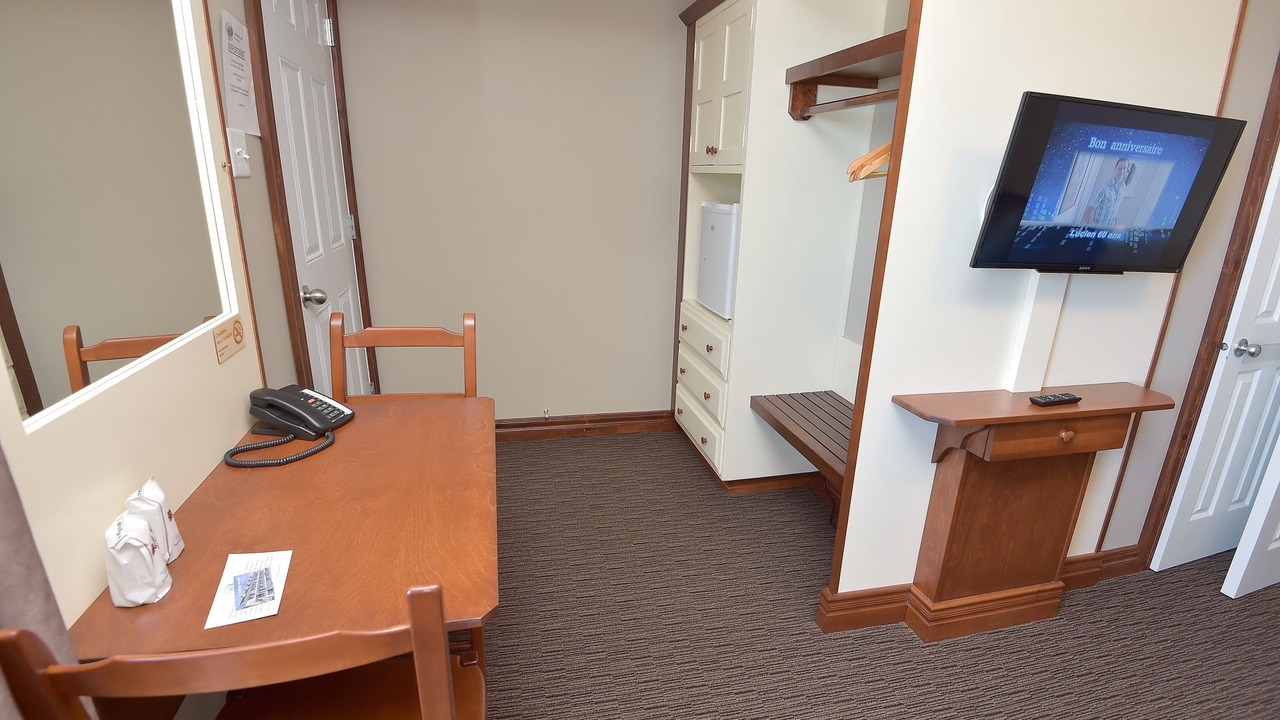 Photo of Bedroom in Saint-Simeon