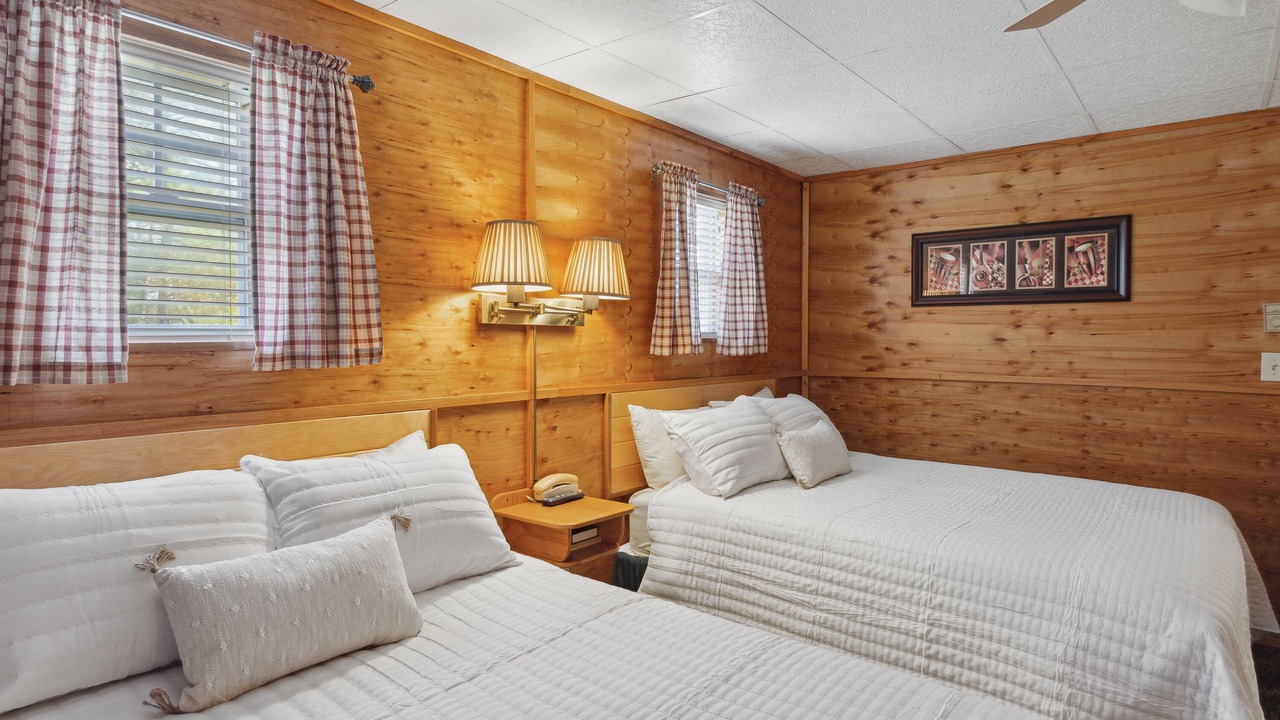 Photo of Bedroom in Mackinaw City