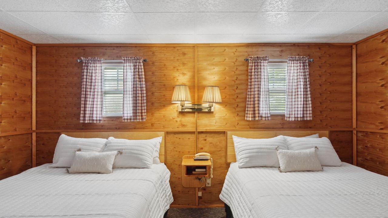 Photo of Bedroom in Mackinaw City