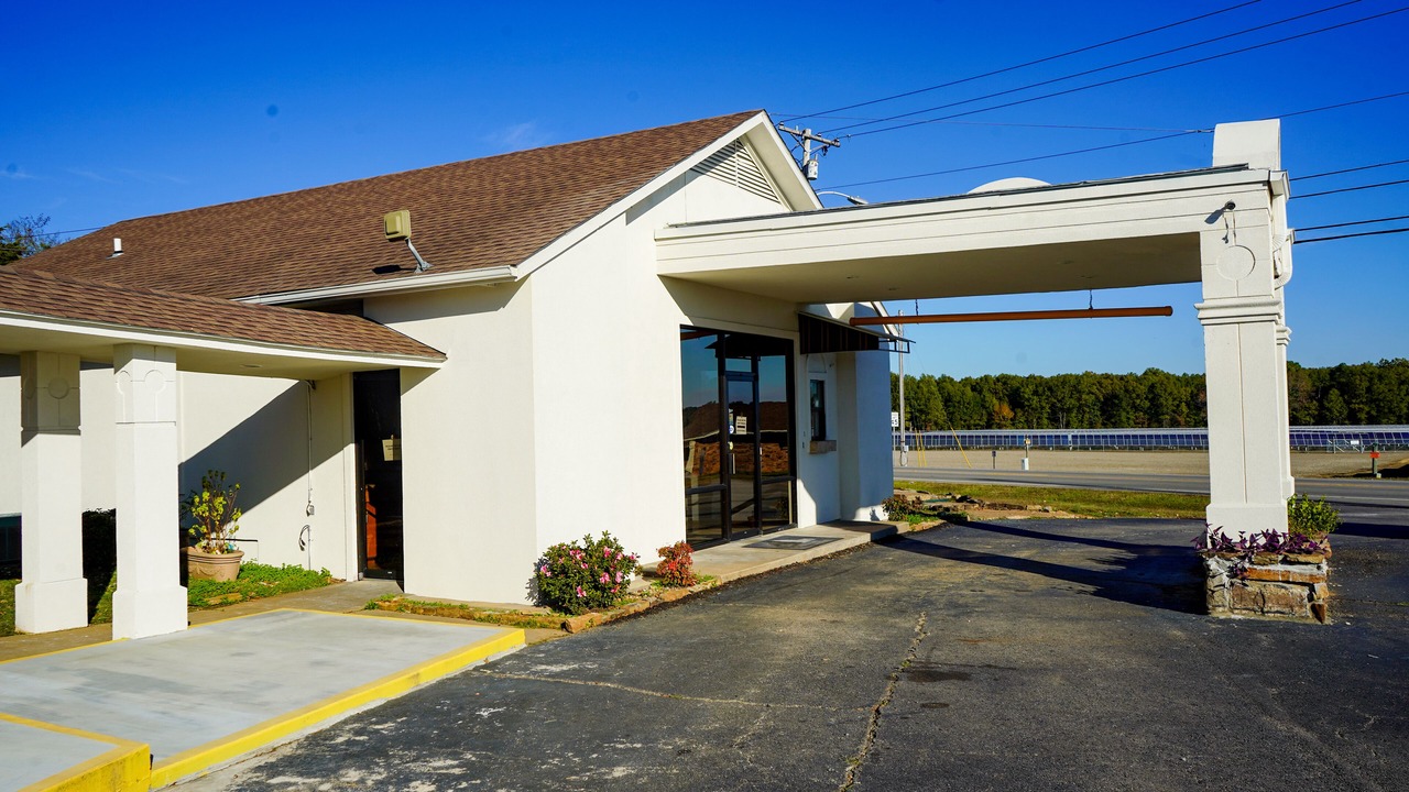 Photo of Outdoor in Clarksville