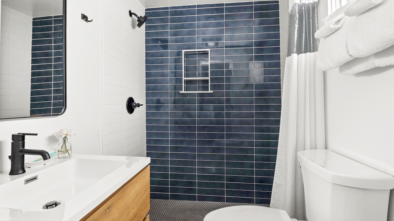 Photo of Bathroom in York Beach