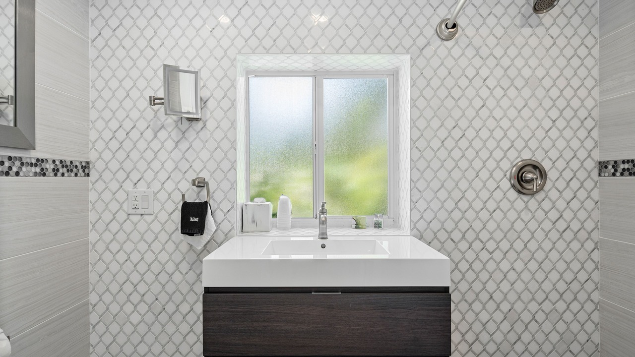Photo of Bathroom in Rock Harbor