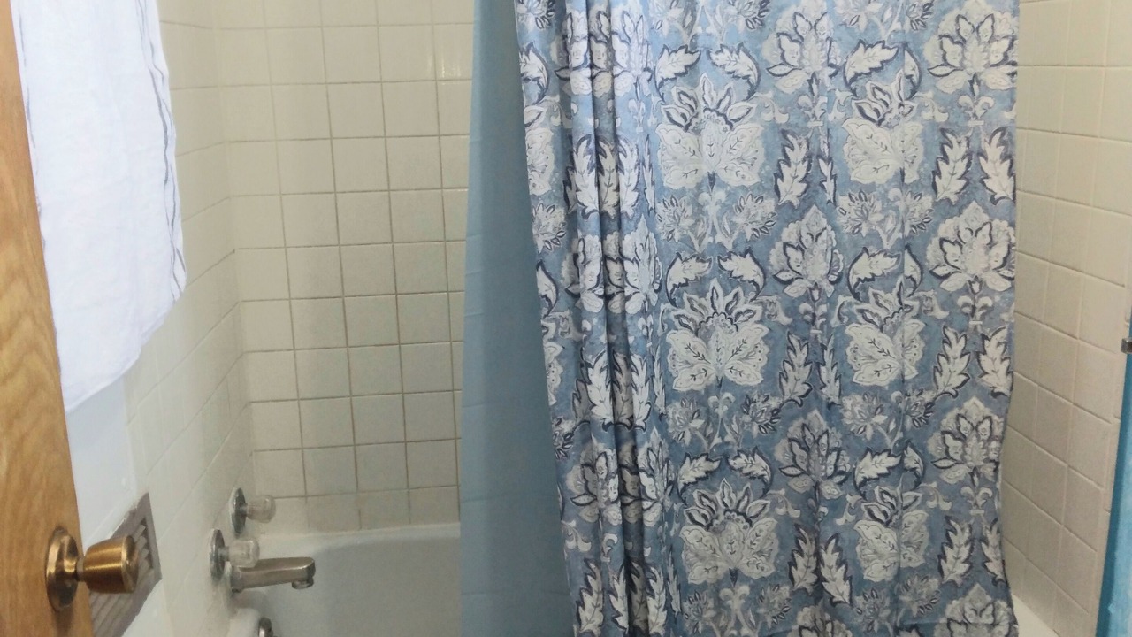 Photo of Bathroom in Scottsbluff
