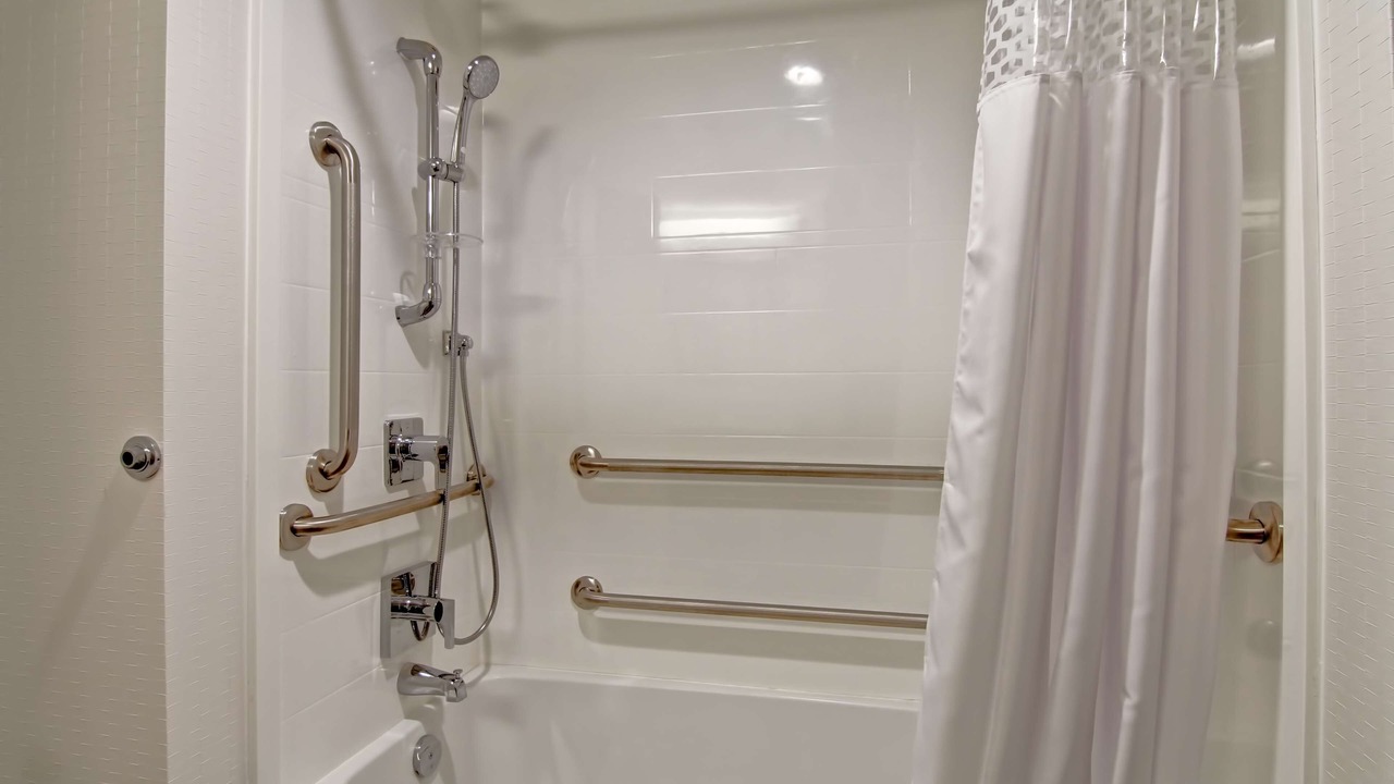 Photo of Bathroom in North Industrial