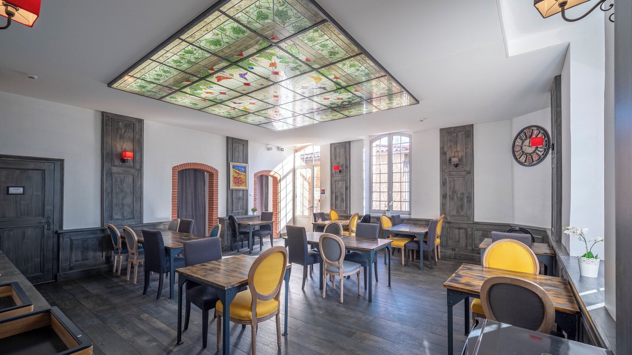 Photo of Others in L'Honor-de-Cos