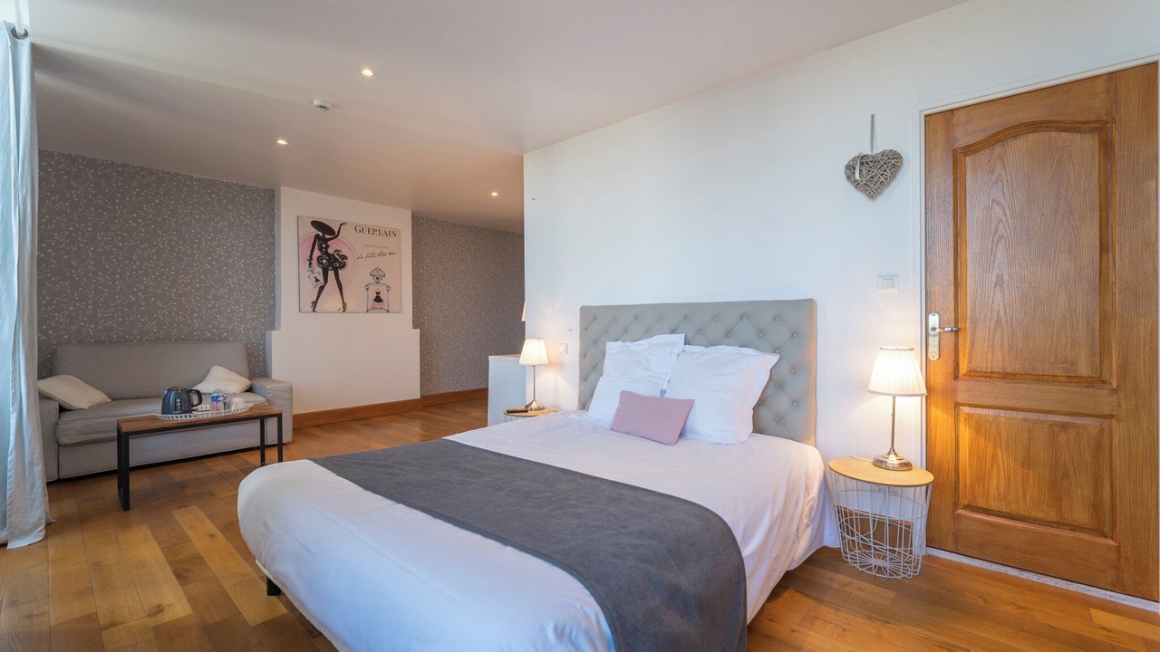 Photo of Bathroom in L'Honor-de-Cos